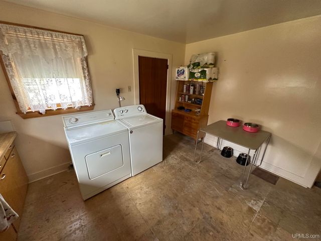 25417 Elm Street, Calumet, MI 49913