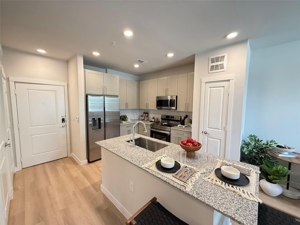 1610 Campbell Rd A1, Houston, TX 77055