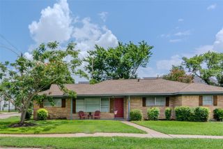 103 E Janisch Road, Houston, TX 77022
