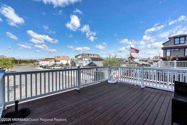 265 1st Avenue, Manasquan, NJ 08736