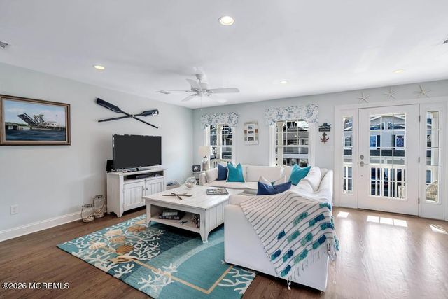 265 1st Avenue, Manasquan, NJ 08736