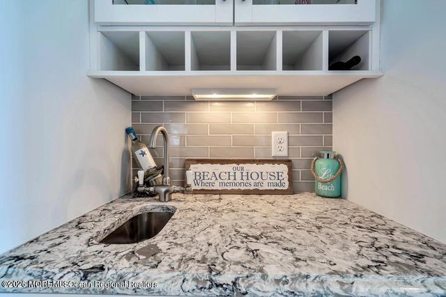 265 1st Avenue, Manasquan, NJ 08736