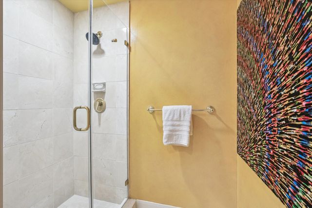 1000 Uptown Park Boulevard 93, Houston, TX 77056