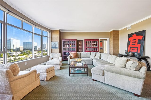 1000 Uptown Park Boulevard 93, Houston, TX 77056