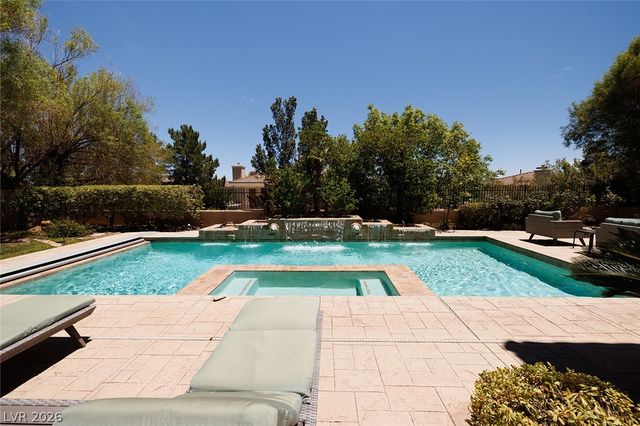 1212 Muscato Court, Las Vegas, NV 89144