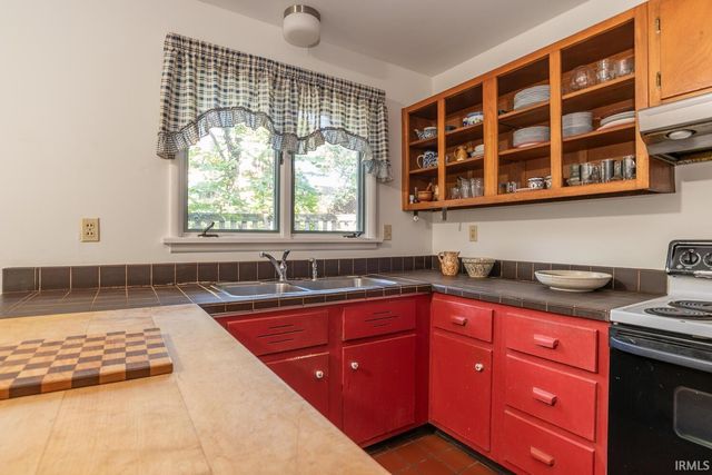 1412 E 2 Street, Bloomington, IN 47401