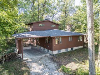 1412 E 2 Street, Bloomington, IN 47401