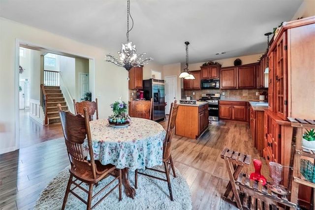 176 Oakland Way, Dallas, GA 30157