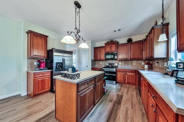 176 Oakland Way, Dallas, GA 30157