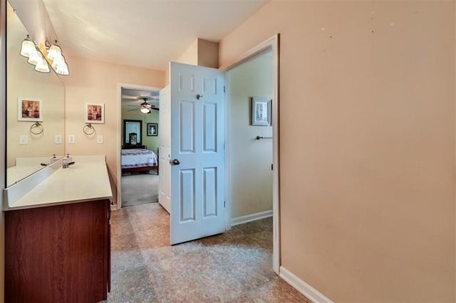 176 Oakland Way, Dallas, GA 30157