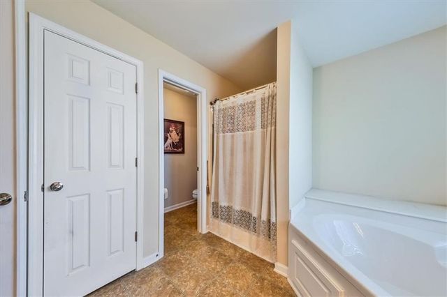 176 Oakland Way, Dallas, GA 30157
