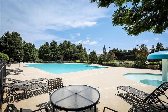 176 Oakland Way, Dallas, GA 30157