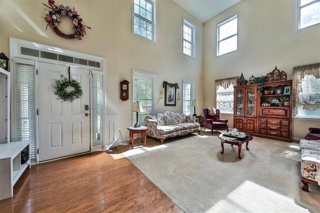 176 Oakland Way, Dallas, GA 30157