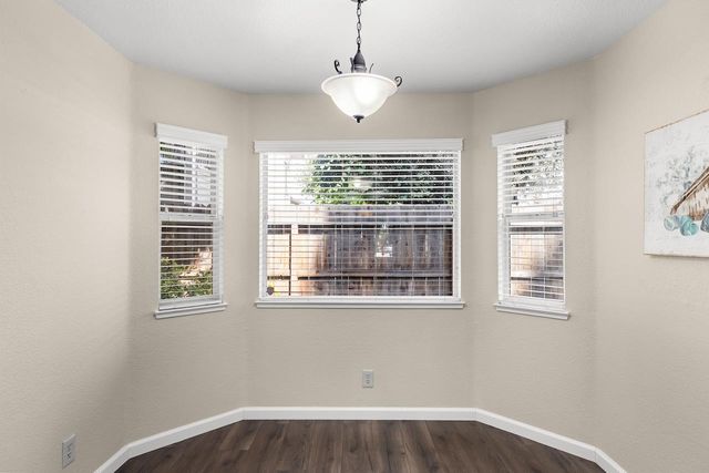 244 Laurelwood Cir, Manteca, CA 95336
