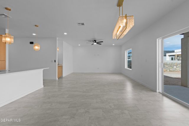 7304 John Gerald way, El Paso, TX 79934