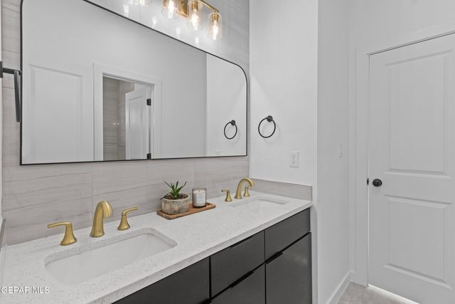 7304 John Gerald way, El Paso, TX 79934