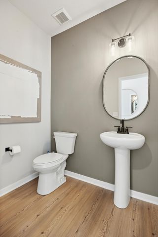 9312 Larimar Trail, Eden Prairie, MN 55347