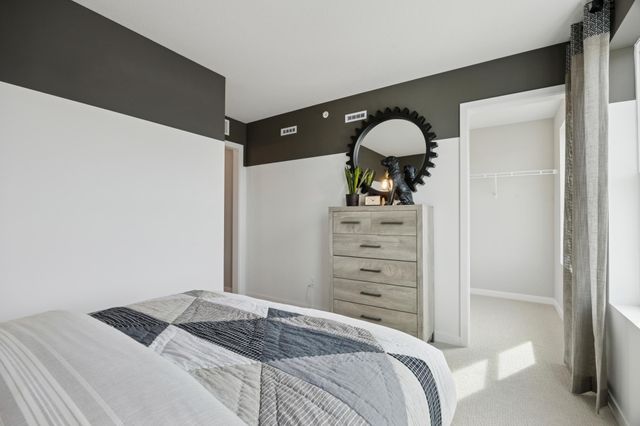 9312 Larimar Trail, Eden Prairie, MN 55347