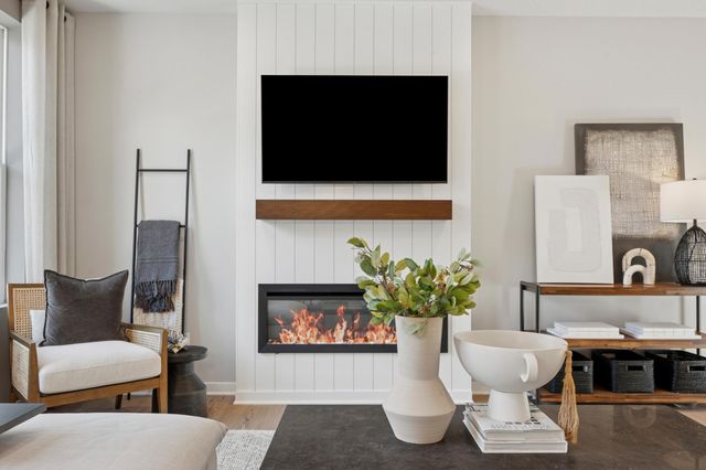 9312 Larimar Trail, Eden Prairie, MN 55347