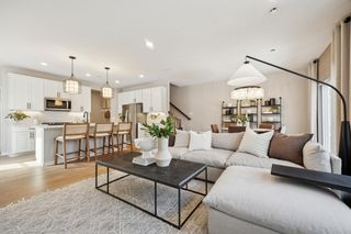 9312 Larimar Trail, Eden Prairie, MN 55347