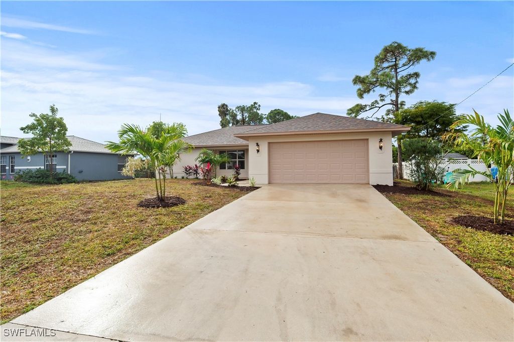 8358 Cardinal RD, Fort Myers, FL 33967