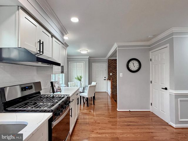 13 ALEXANDRIA OVERLOOK DR, Oxon Hill, MD 20745