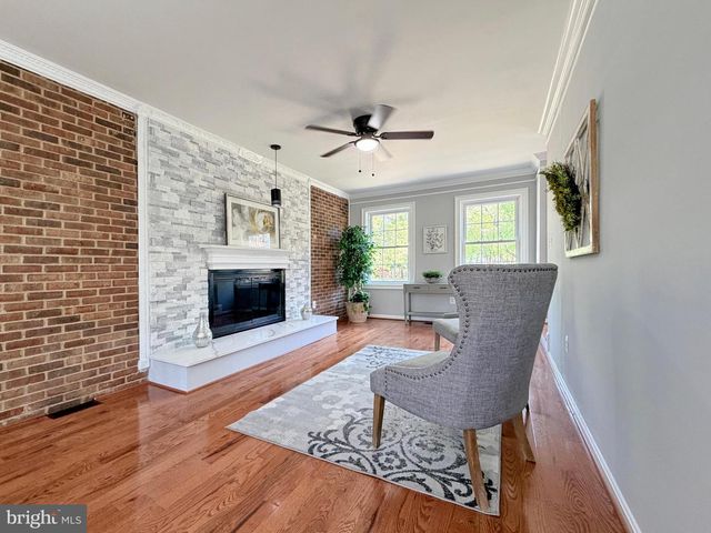 13 ALEXANDRIA OVERLOOK DR, Oxon Hill, MD 20745