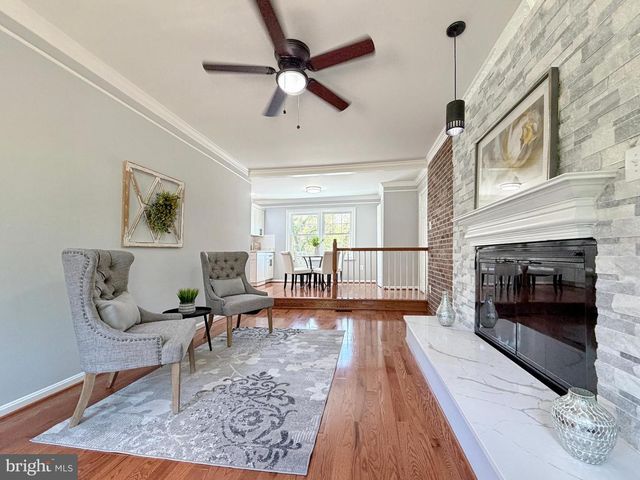 13 ALEXANDRIA OVERLOOK DR, Oxon Hill, MD 20745