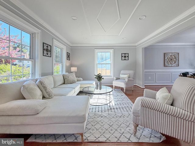 13 ALEXANDRIA OVERLOOK DR, Oxon Hill, MD 20745
