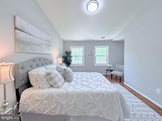 13 ALEXANDRIA OVERLOOK DR, Oxon Hill, MD 20745
