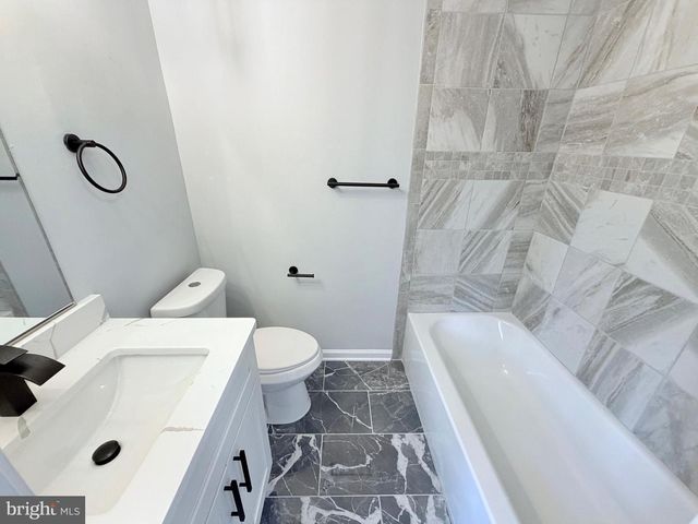 13 ALEXANDRIA OVERLOOK DR, Oxon Hill, MD 20745