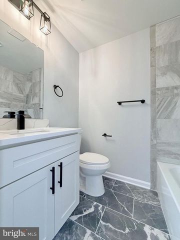 13 ALEXANDRIA OVERLOOK DR, Oxon Hill, MD 20745