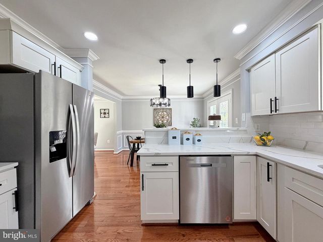 13 ALEXANDRIA OVERLOOK DR, Oxon Hill, MD 20745