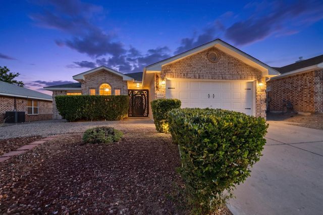 10308 Connemara Drive SW, Albuquerque, NM 87121