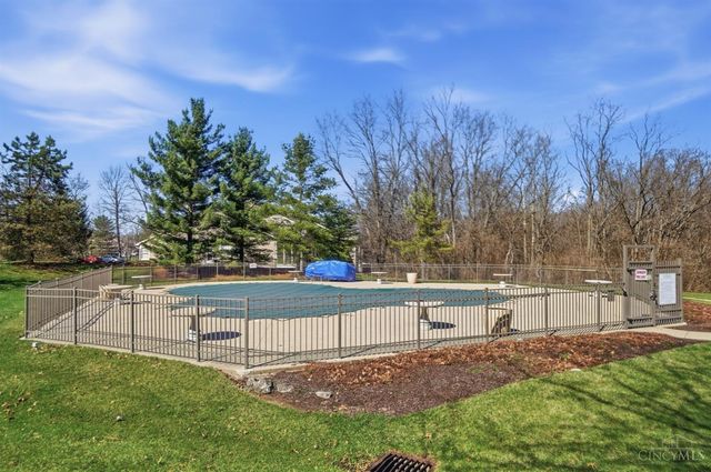 6101 Brooktree Court, Miami Twp, OH 45150