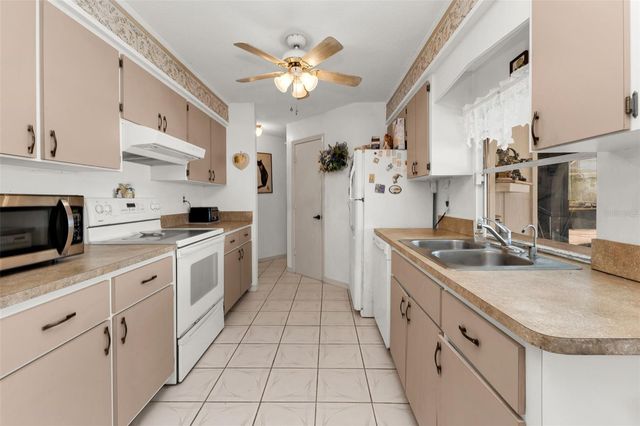 19220 MOORE HAVEN COURT, Port Charlotte, FL 33948