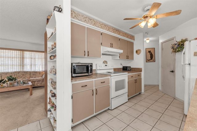 19220 MOORE HAVEN COURT, Port Charlotte, FL 33948