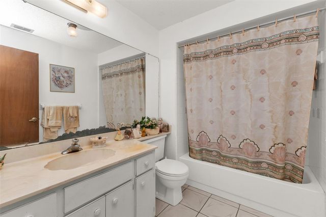 19220 MOORE HAVEN COURT, Port Charlotte, FL 33948