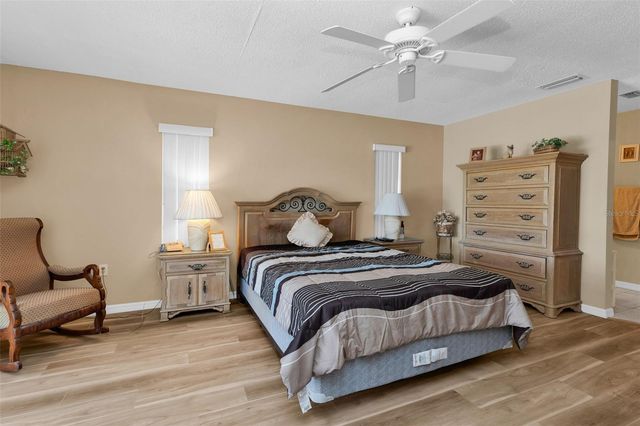 19220 MOORE HAVEN COURT, Port Charlotte, FL 33948