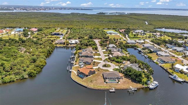 19220 MOORE HAVEN COURT, Port Charlotte, FL 33948