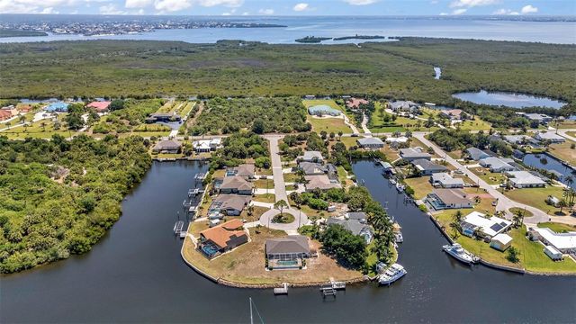 19220 MOORE HAVEN COURT, Port Charlotte, FL 33948