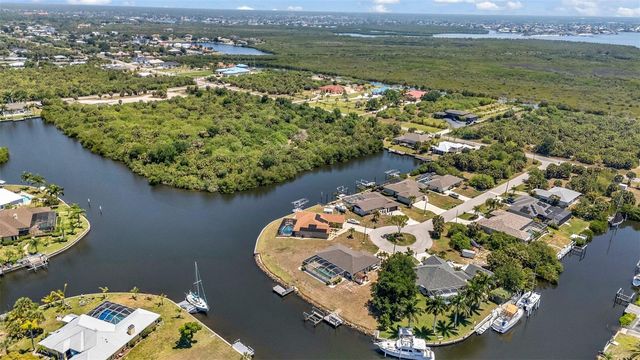 19220 MOORE HAVEN COURT, Port Charlotte, FL 33948