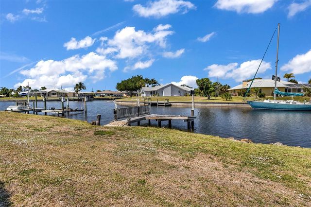 19220 MOORE HAVEN COURT, Port Charlotte, FL 33948
