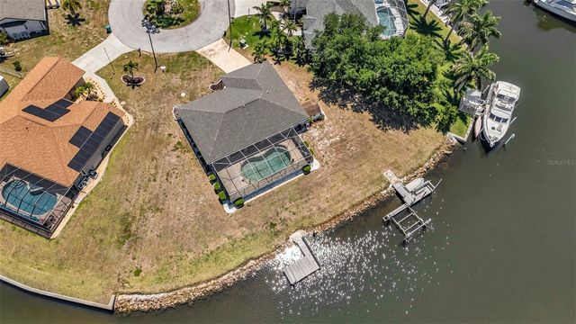 19220 MOORE HAVEN COURT, Port Charlotte, FL 33948