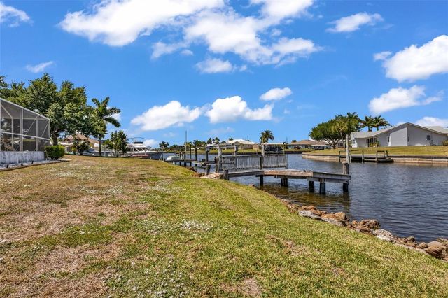 19220 MOORE HAVEN COURT, Port Charlotte, FL 33948