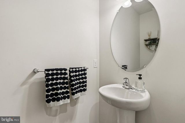 52 JULIET LN, West Chester, PA 19382