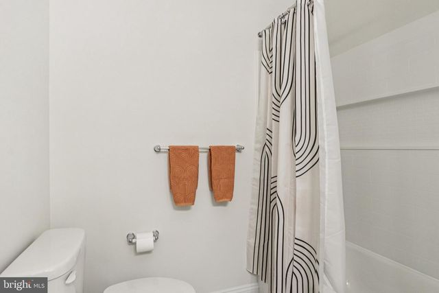 52 JULIET LN, West Chester, PA 19382