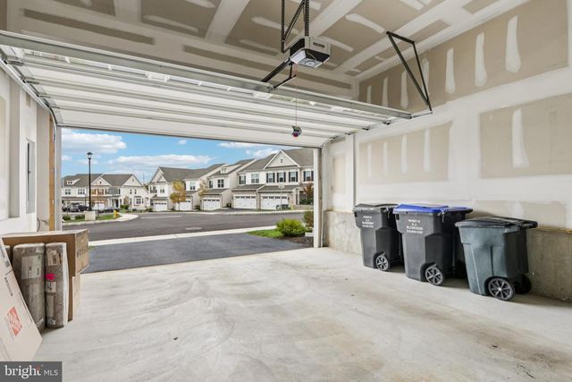 52 JULIET LN, West Chester, PA 19382