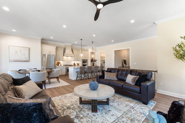 4211 Laguna Loop, Lewis Center, OH 43035