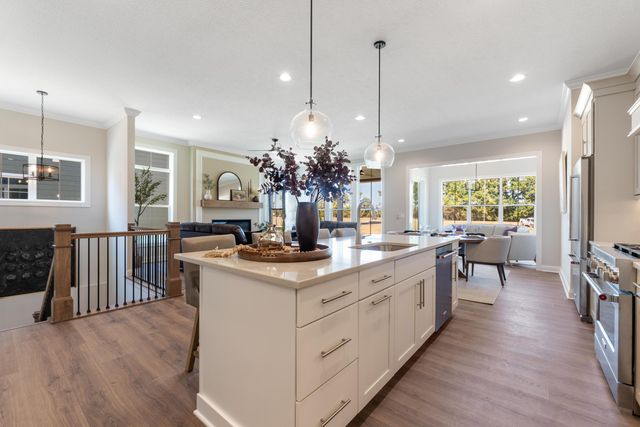 4211 Laguna Loop, Lewis Center, OH 43035